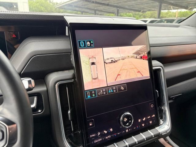 Certified 2025 GMC Yukon XL Denali AWD/4WD image 9