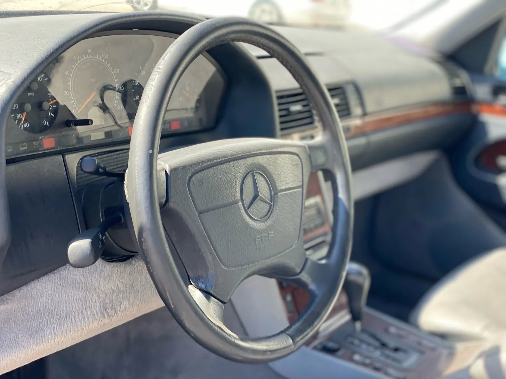 Used 1999 Mercedes-Benz S 320 image 12