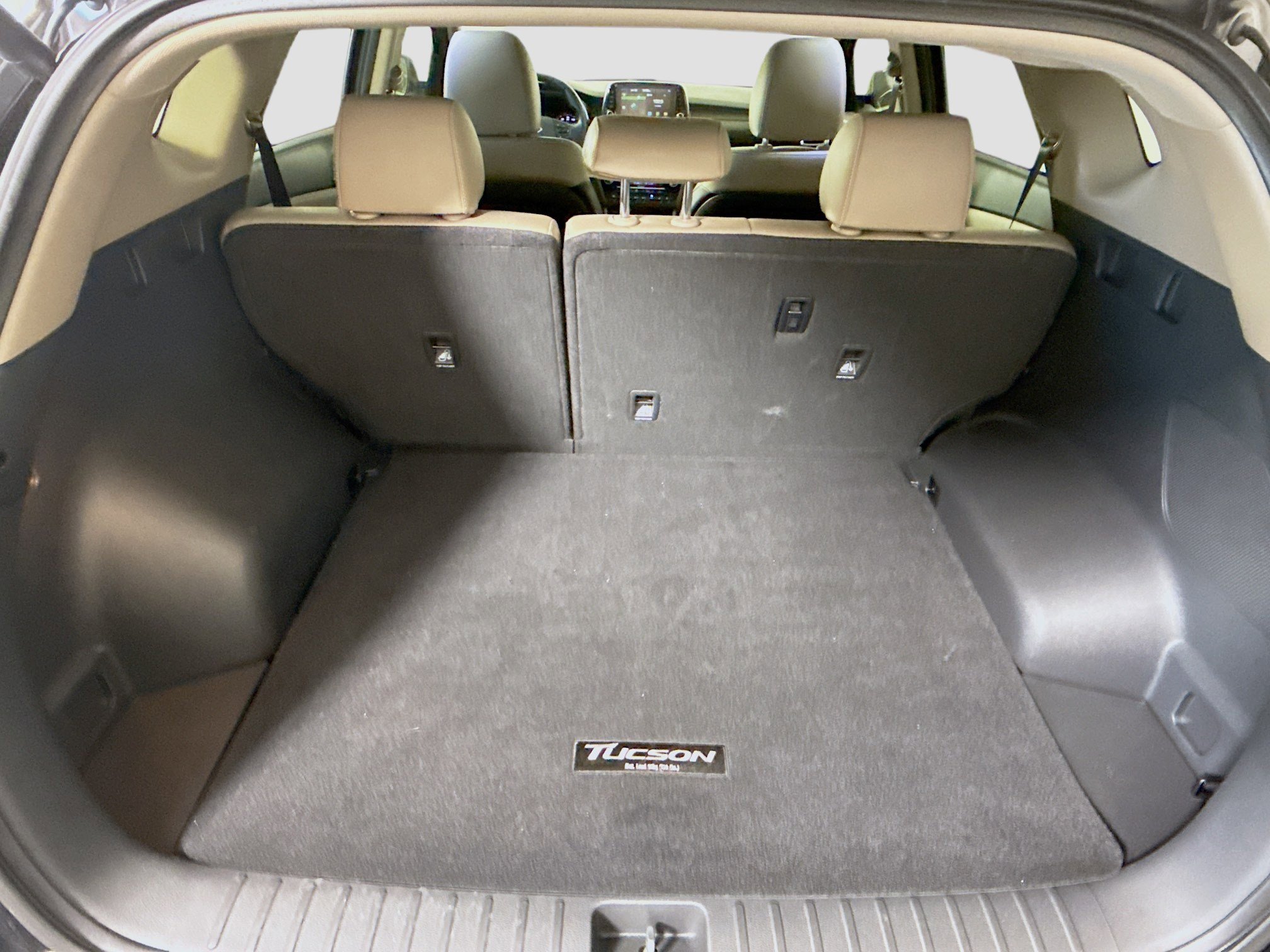 Used 2020 Hyundai Tucson Ultimate w/ Cargo Package image 35