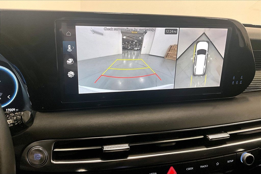 Used 2025 Hyundai Palisade AWD image 23
