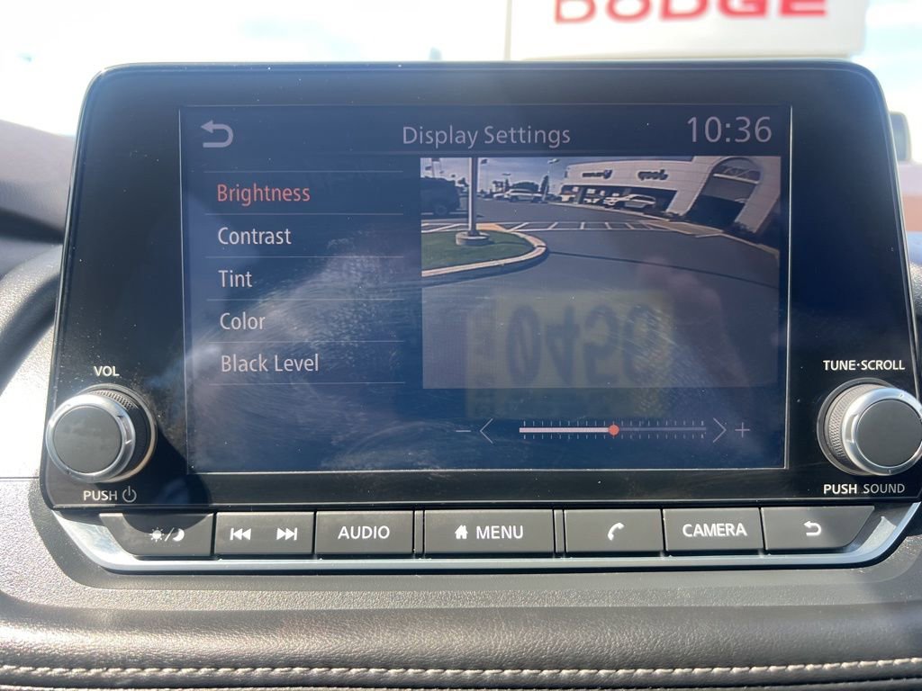 Used 2023 Nissan Rogue SV image 43