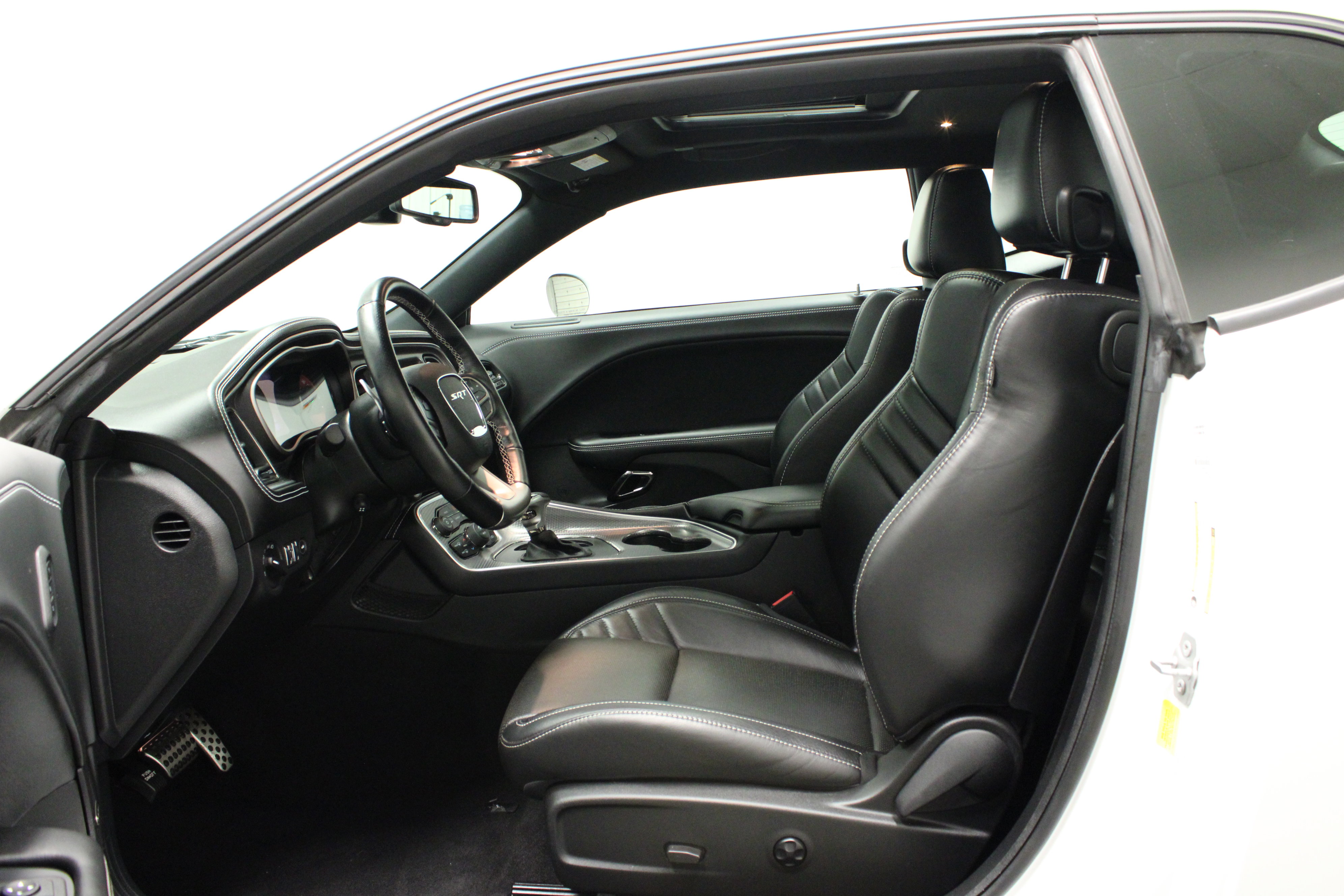 Used 2022 Dodge Challenger SRT Hellcat Redeye image 13