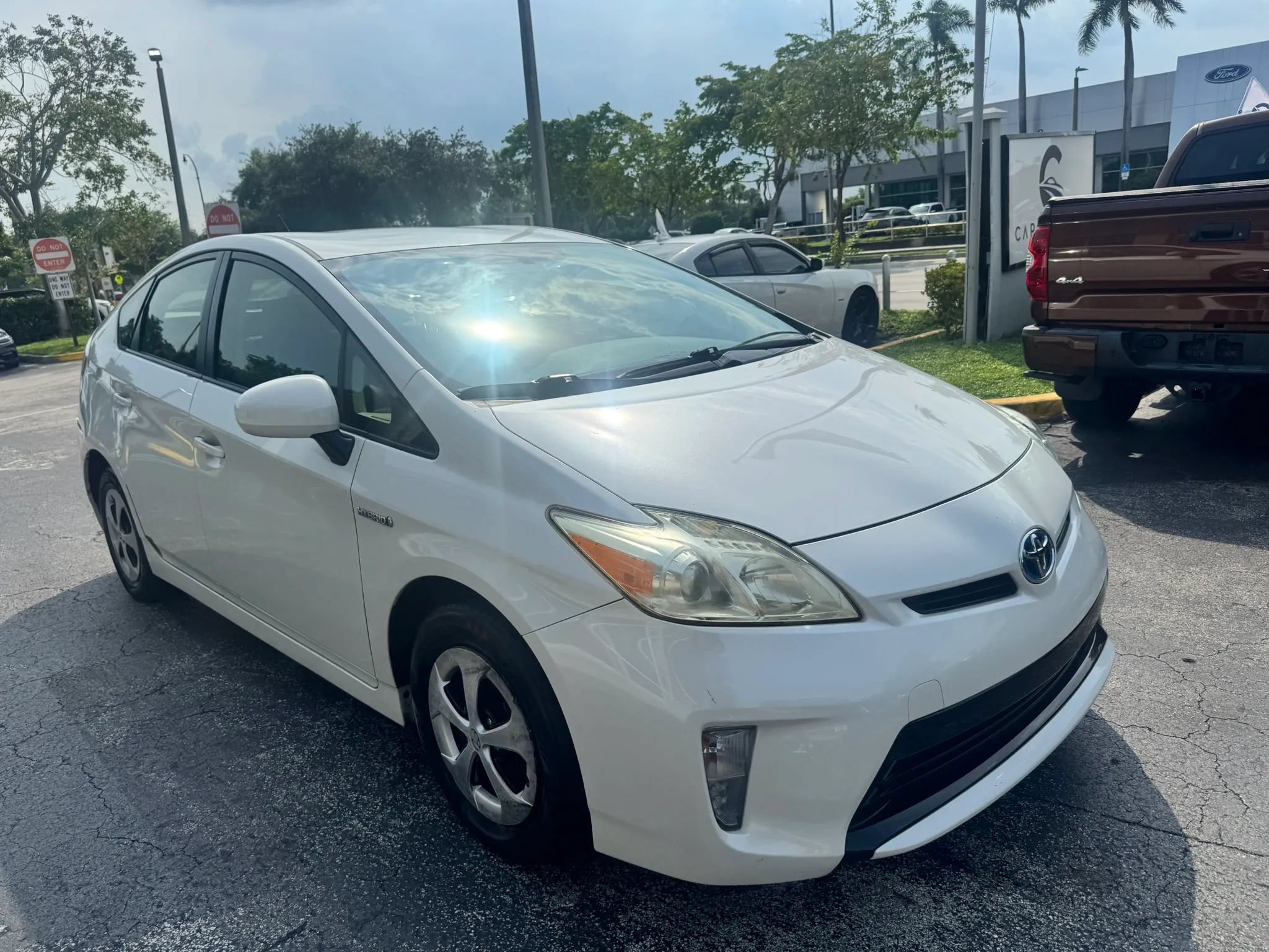 Used 2012 Toyota Prius Three FWD image 2
