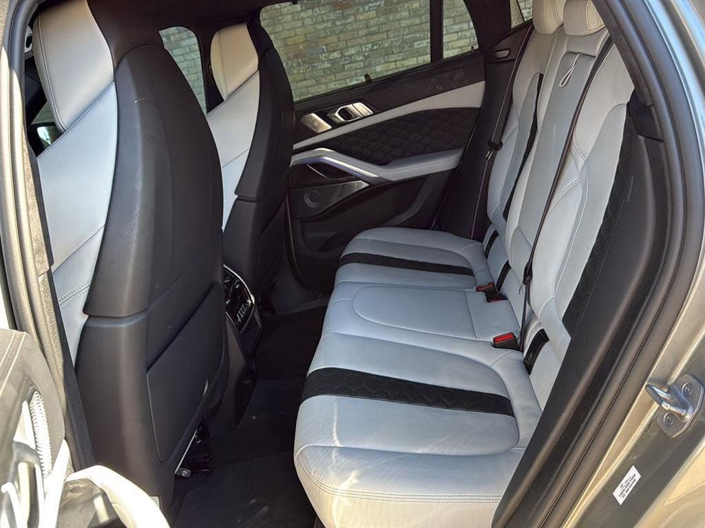 Used 2021 BMW X6 M w/ Competition Package image 21