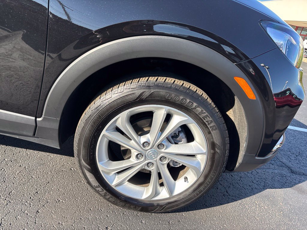 Used 2023 Buick Encore GX Preferred w/ Cold Weather Comfort Package AWD/4WD image 12