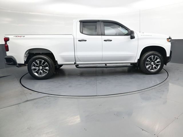 Used 2019 Chevrolet Silverado 1500 W/T w/ WT Convenience Package AWD/4WD image 3