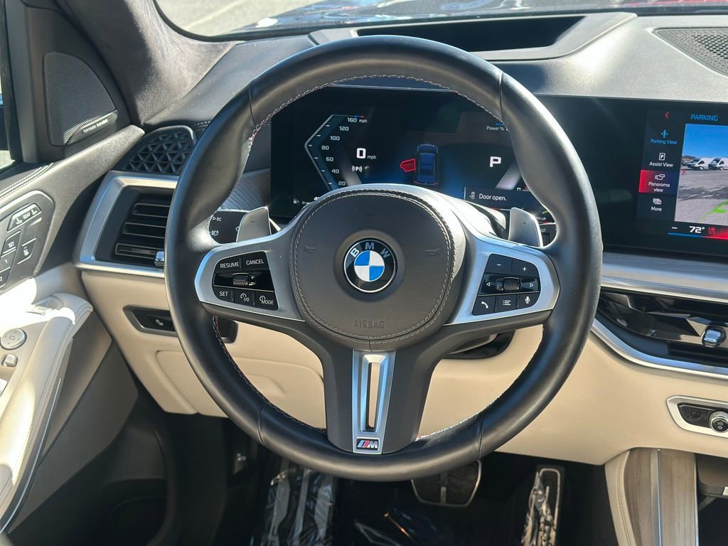 Used 2024 BMW X7 M60i w/ Climate Comfort Package image 10