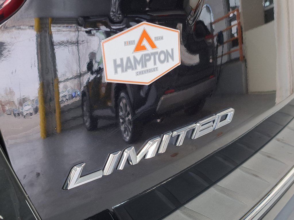 Used 2022 Ford Explorer Limited image 37