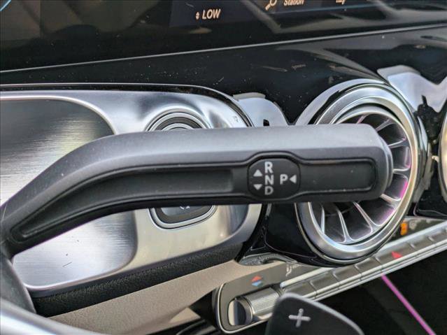 Used 2023 Mercedes-Benz GLB 250 image 13