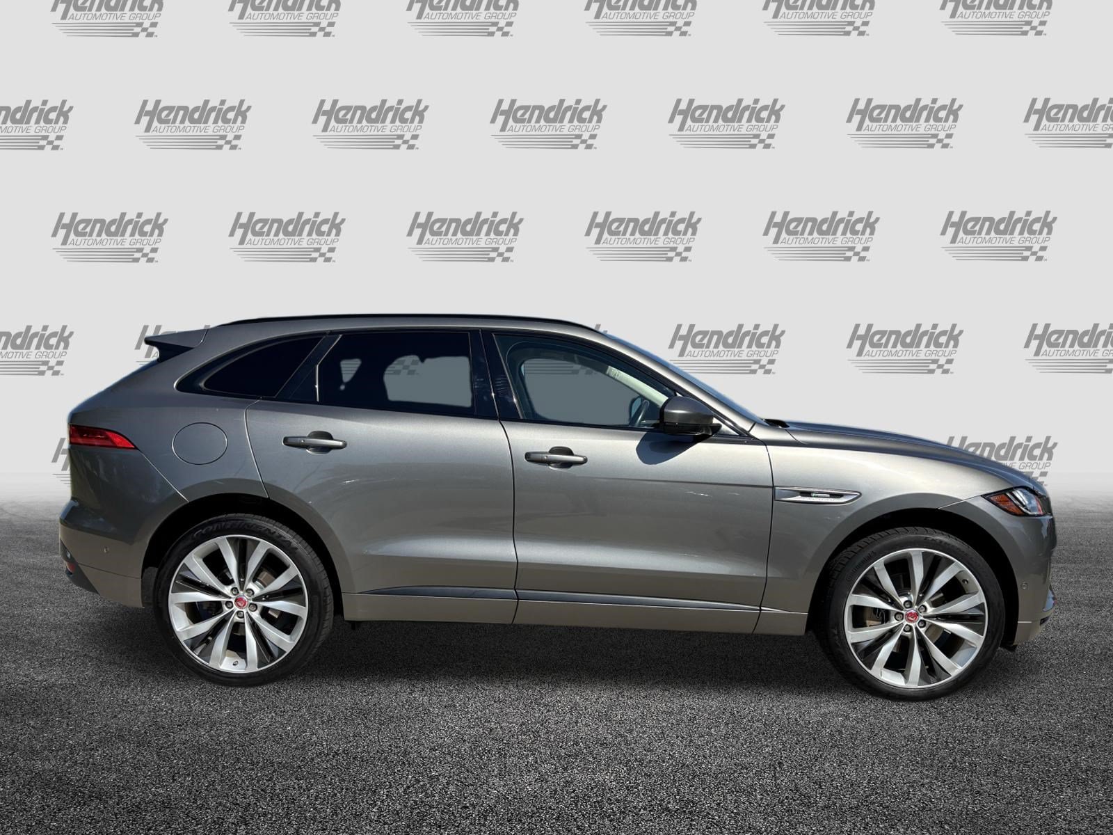 Used 2019 Jaguar F-PACE R-Sport AWD/4WD image 11