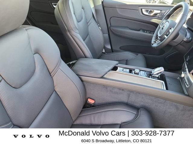 New 2026 Volvo XC60 B5 Ultra w/ Climate Package AWD/4WD image 17