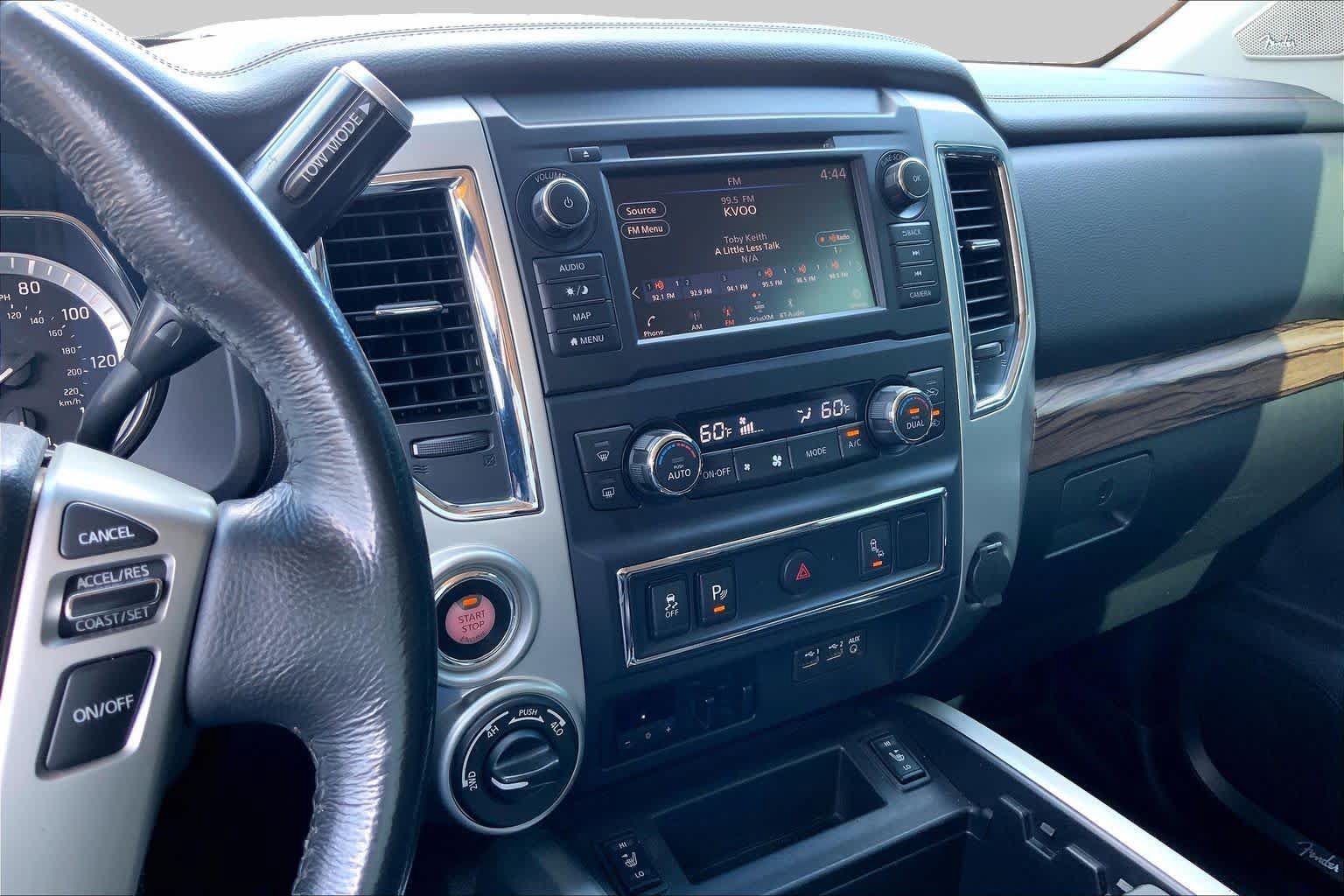 Used 2019 Nissan Titan SL w/ Chrome Package AWD/4WD image 7
