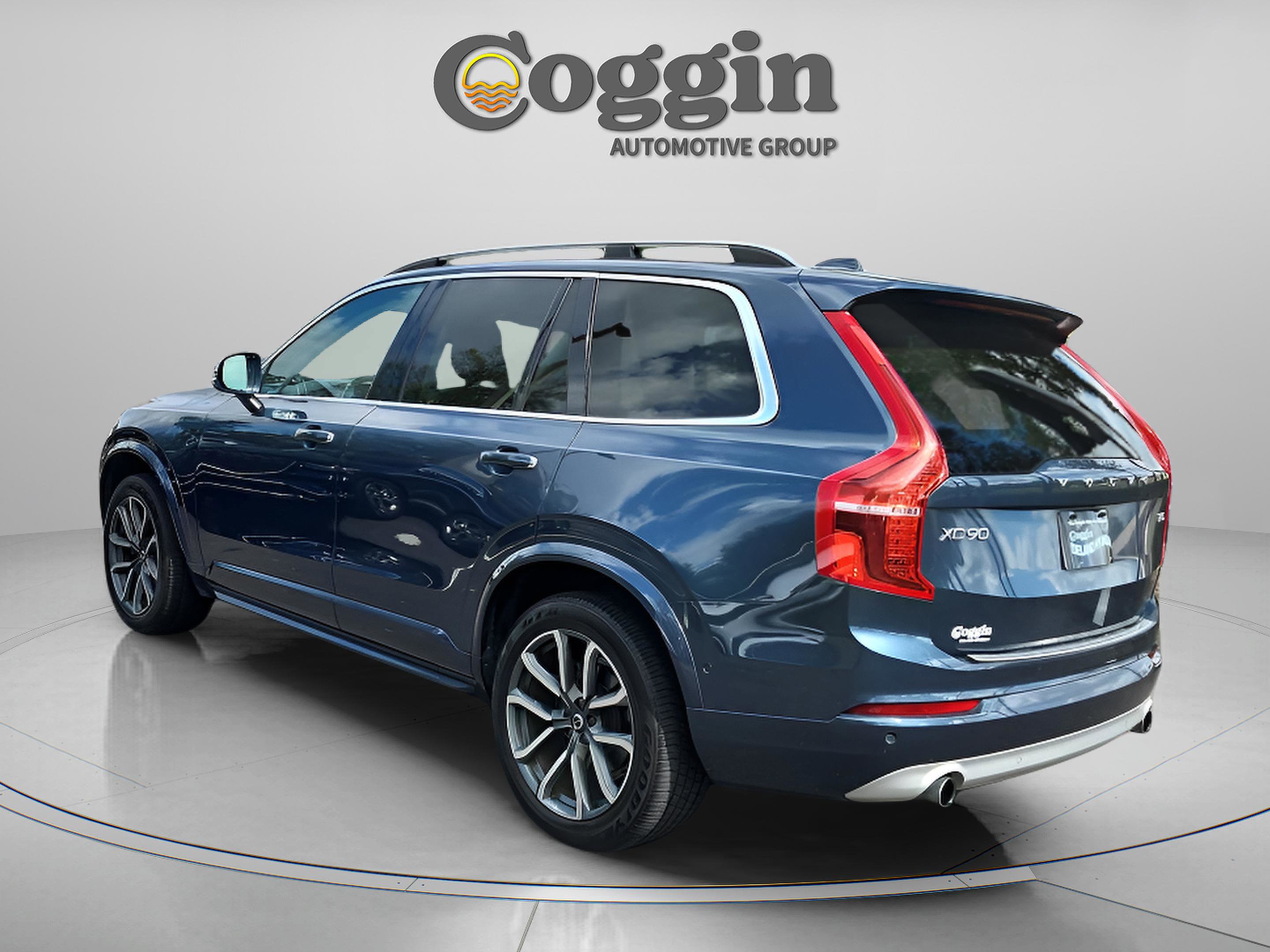 Used 2018 Volvo XC90 T5 Momentum w/ Convenience Package image 3