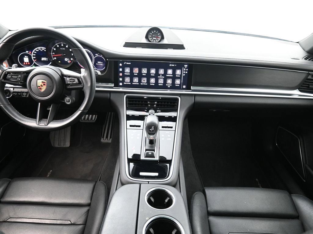 Certified 2023 Porsche Panamera Platinum Edition image 6