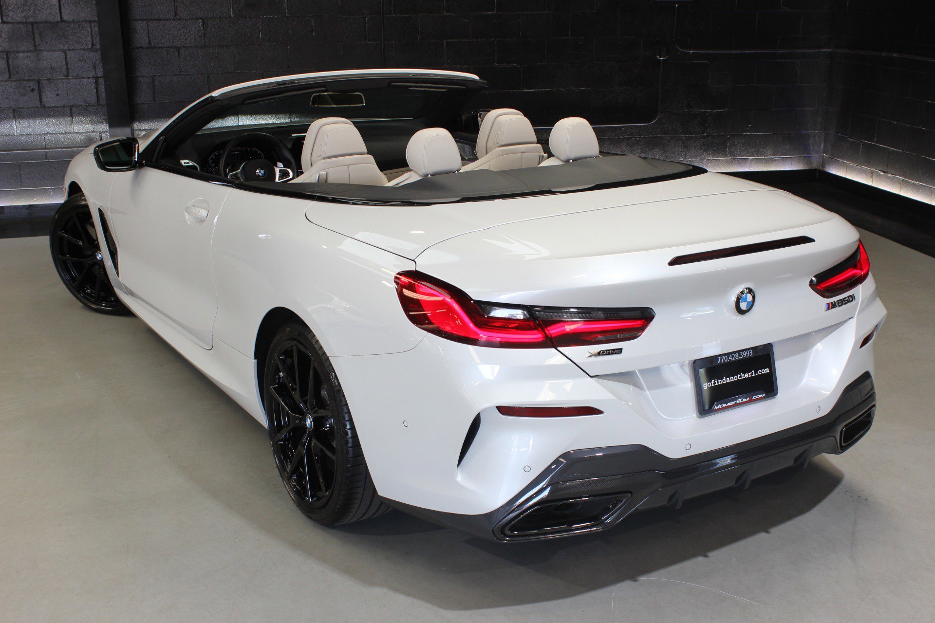Used 2022 BMW M850i xDrive Convertible w/ M Carbon Exterior Package AWD/4WD image 15