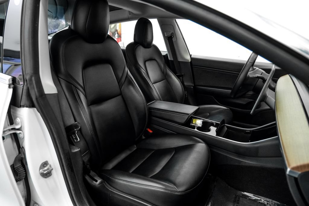 Used 2019 Tesla Model 3 Long Range RWD image 29