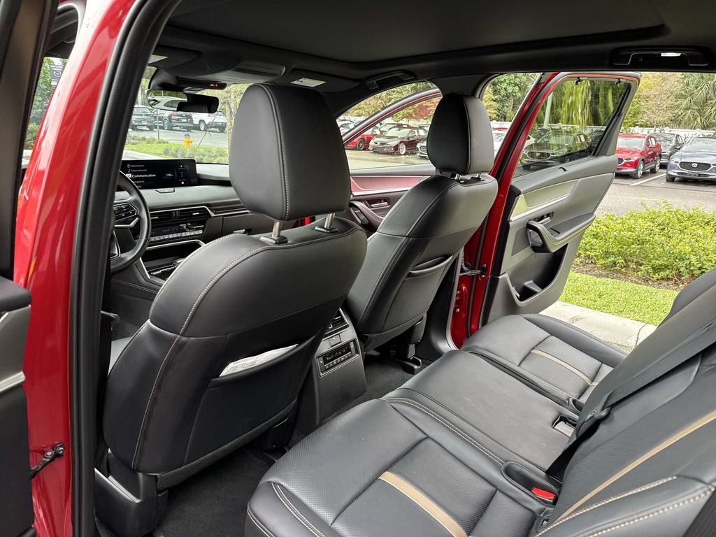 Certified 2025 MAZDA CX-70 3.3 Turbo w/ Premium Plus Pkg image 35