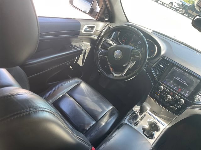 Used 2020 Jeep Grand Cherokee Limited AWD/4WD image 23