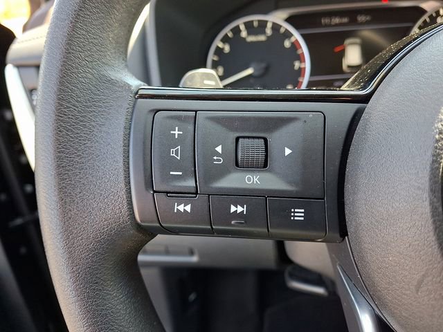 Used 2023 Nissan Rogue SV AWD/4WD image 22