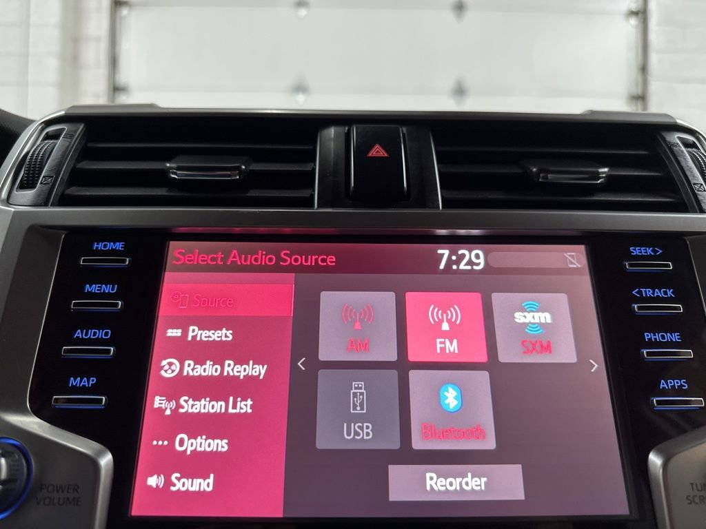 Used 2022 Toyota 4Runner SR5 Premium w/ Moonroof Package AWD/4WD image 26