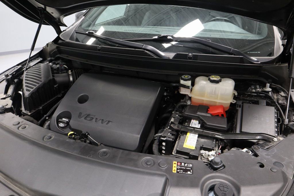 Used 2023 Buick Enclave Essence w/ Experience Buick Package image 13