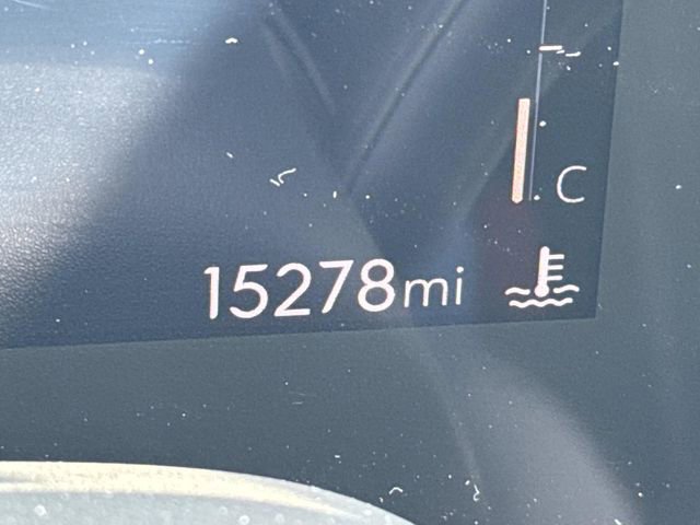 Used 2024 Buick Encore GX Avenir w/ Avenir Technology Package image 33