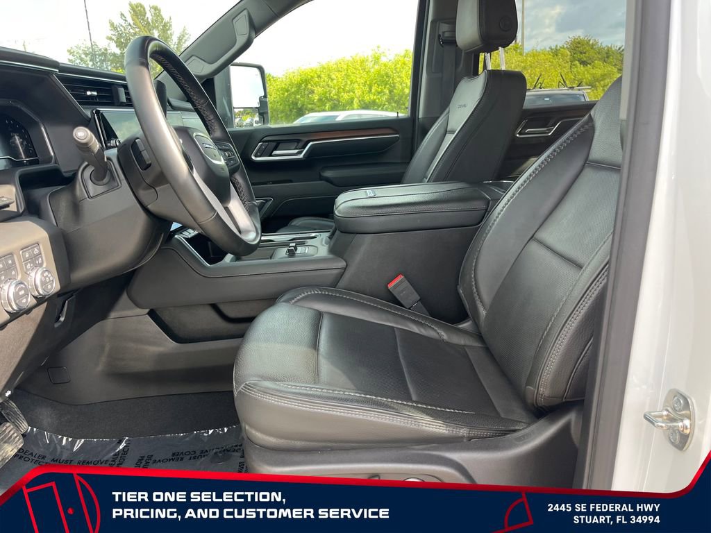 Used 2025 GMC Sierra 3500 Denali w/ Denali Reserve Package AWD/4WD image 9