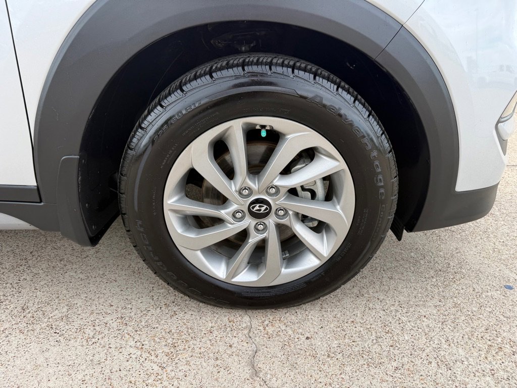 Used 2017 Hyundai Tucson SE Plus FWD image 13