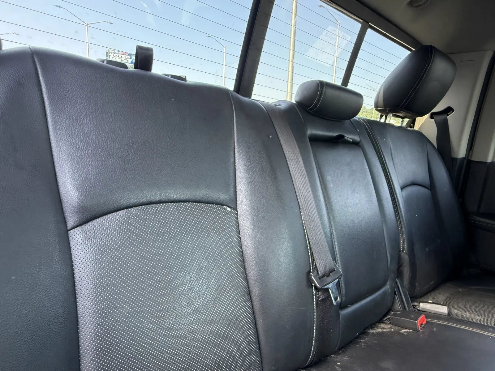 Used 2014 RAM 1500 Laramie w/ Convenience Group RWD image 10