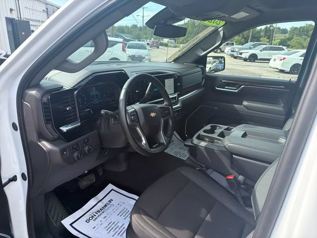Used 2024 Chevrolet Silverado 1500 LT AWD/4WD image 16