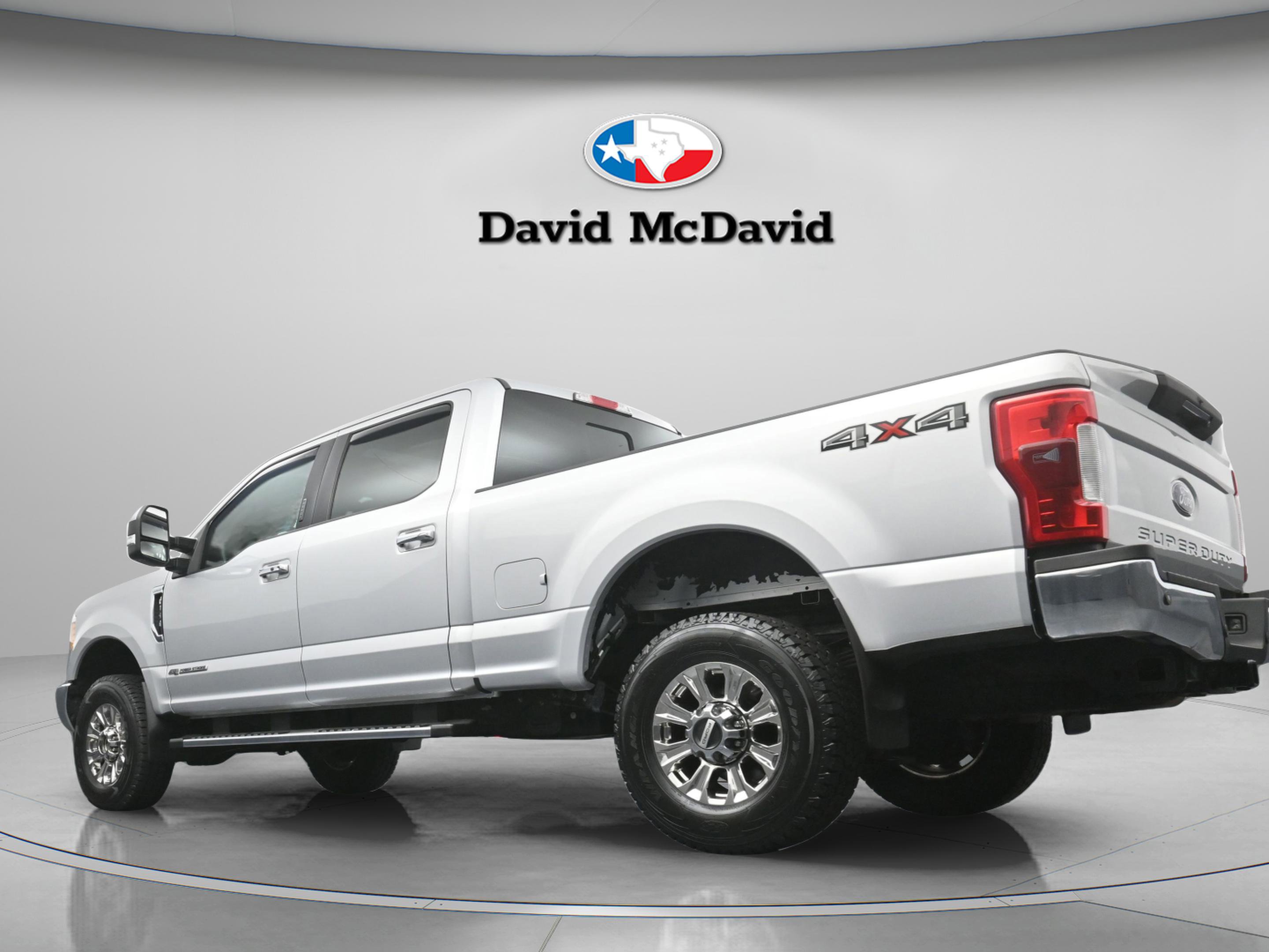 Used 2017 Ford F350 Lariat w/ Lariat Ultimate Package image 32