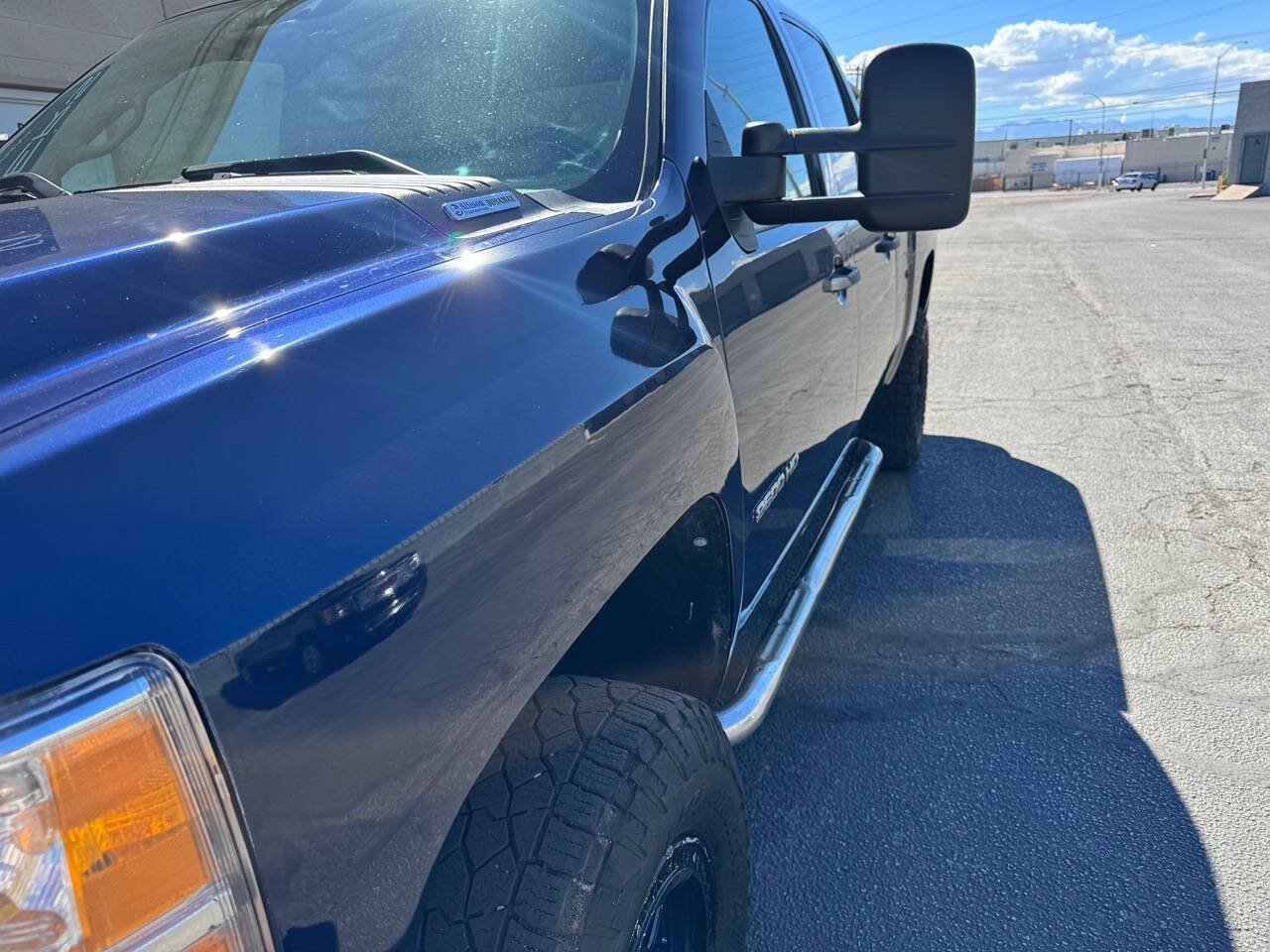 Used 2010 Chevrolet Silverado 2500 LT w/ Interior Plus Package AWD/4WD image 12