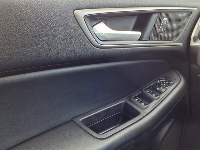 Used 2023 Ford Edge SEL image 19