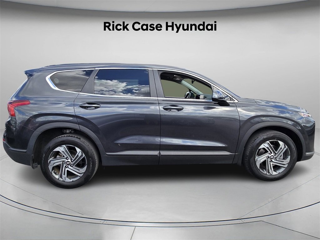 Certified 2023 Hyundai Santa Fe SE image 4