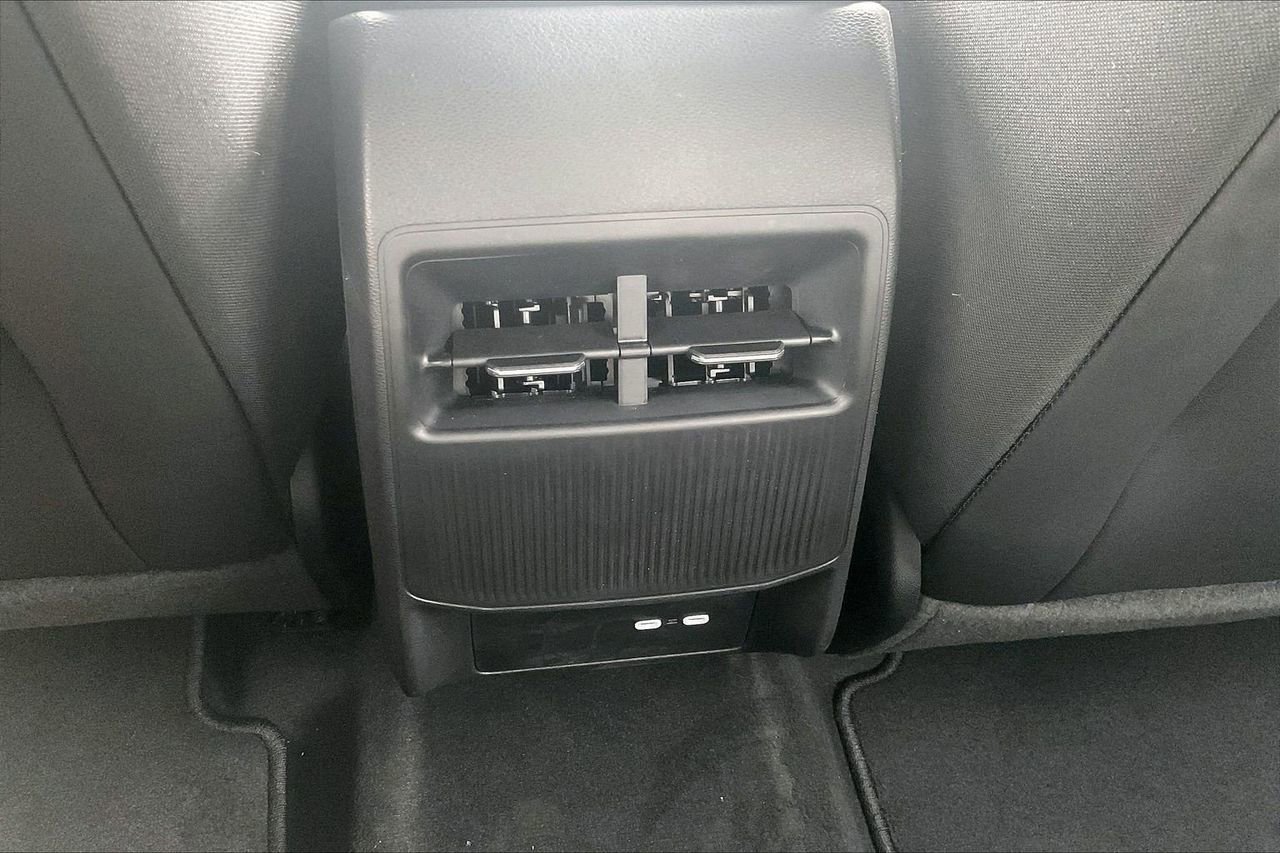 New 2026 Jeep Cherokee Limited image 15