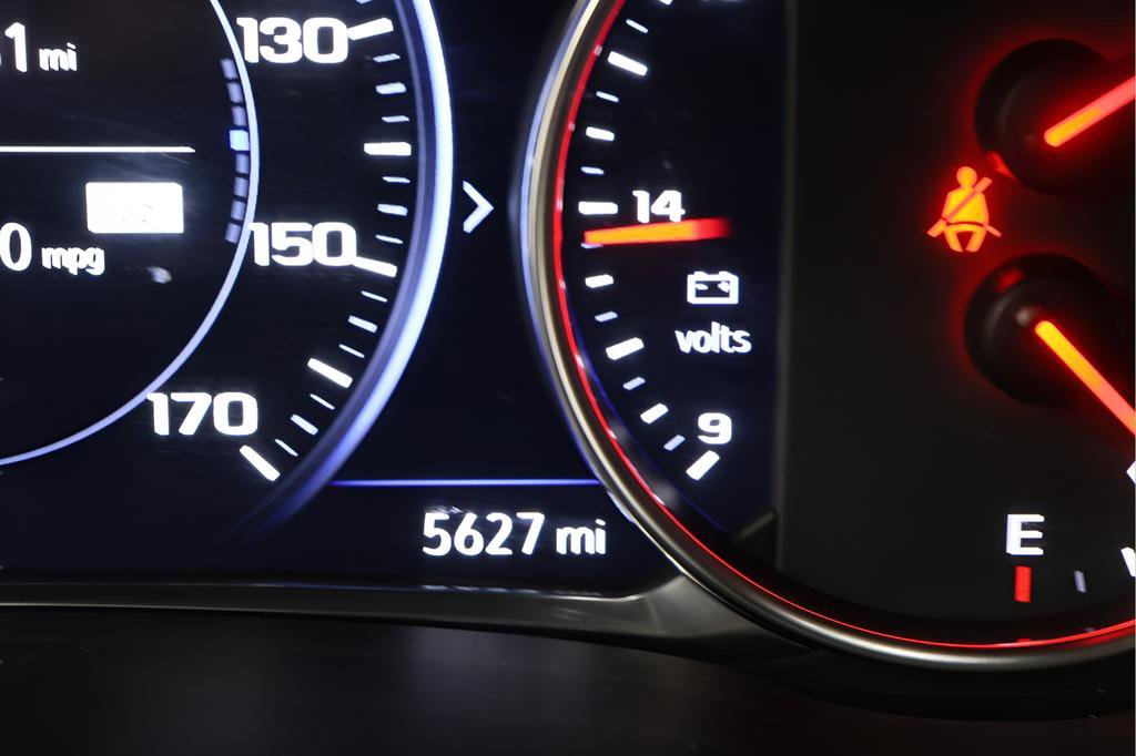 Used 2025 Chevrolet Blazer RS FWD image 12