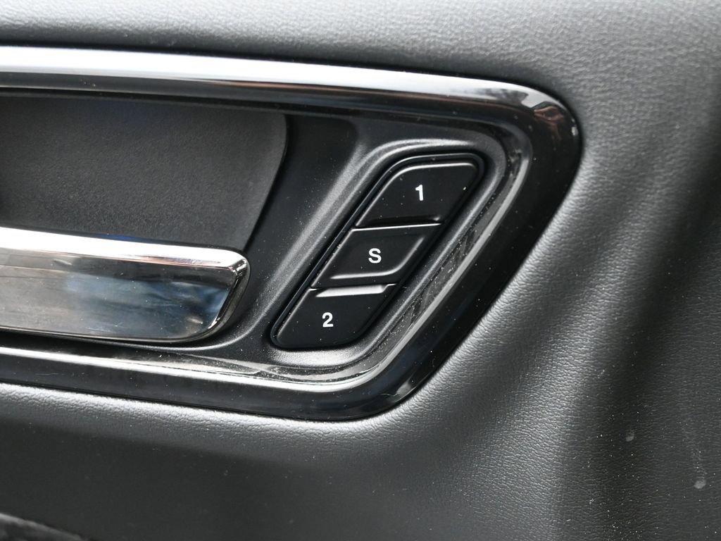 Used 2024 Dodge Durango R/T image 12