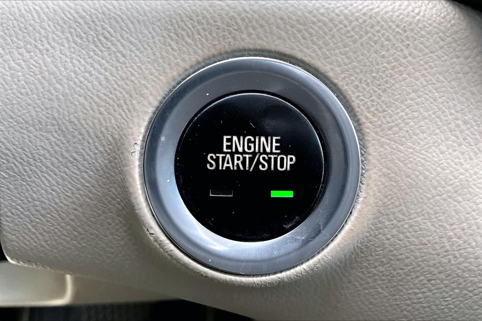 Used 2020 GMC Terrain Denali w/ Denali Premium Package FWD image 33