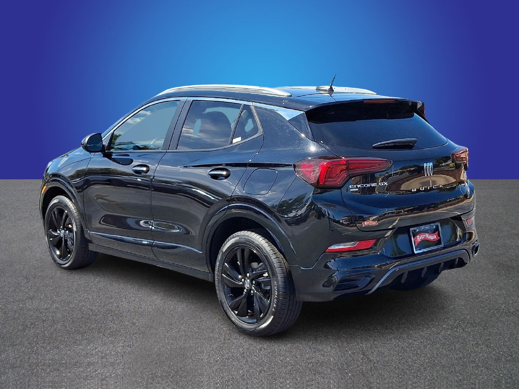 Used 2024 Buick Encore GX Sport Touring AWD/4WD image 6