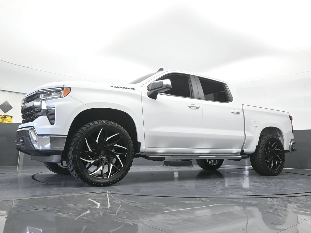 Used 2026 Chevrolet Silverado 1500 LT AWD/4WD image 58