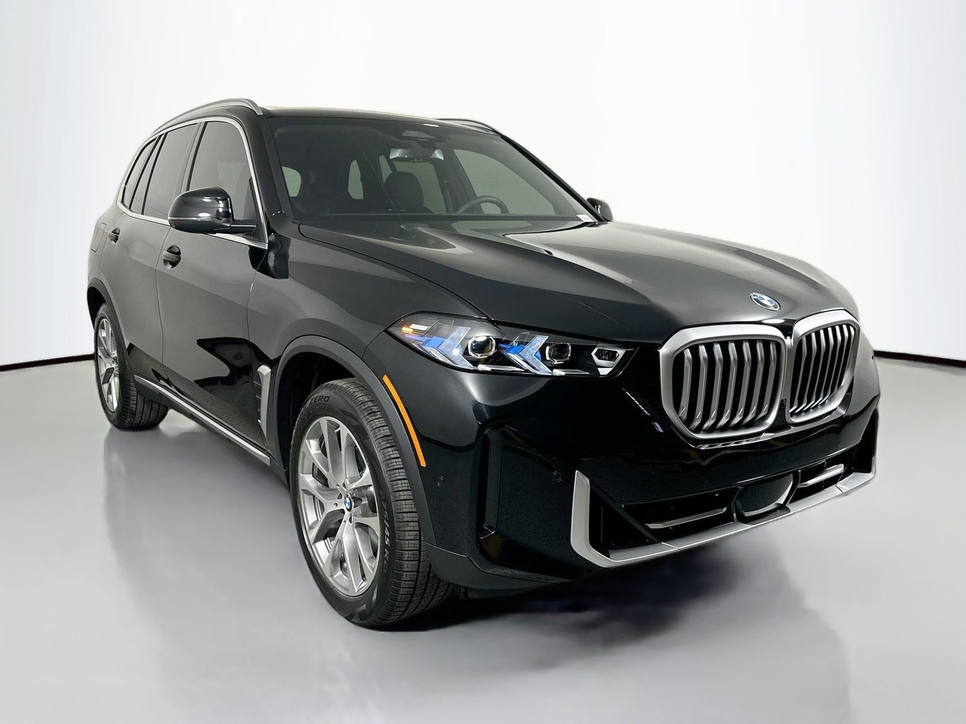 New 2026 BMW X5 sDrive40i image 3