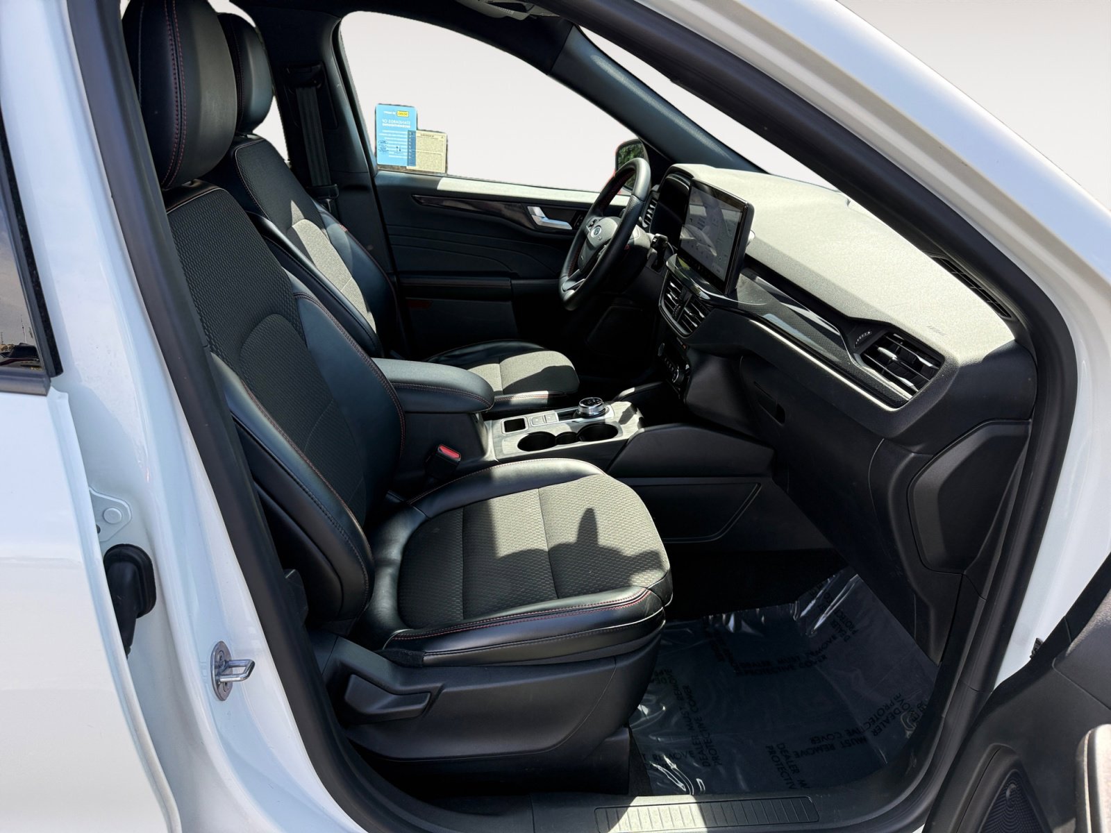 Certified 2024 Ford Escape ST-Line w/ Tech Pack #1 image 19