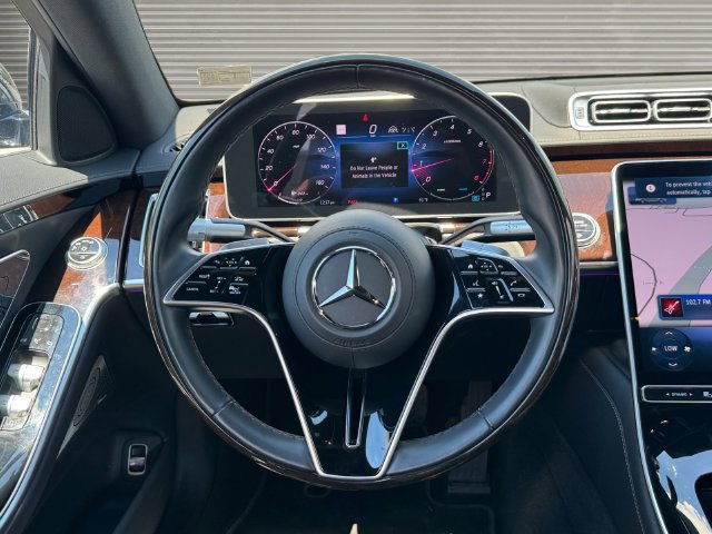 Used 2025 Mercedes-Benz S 500 4MATIC image 13