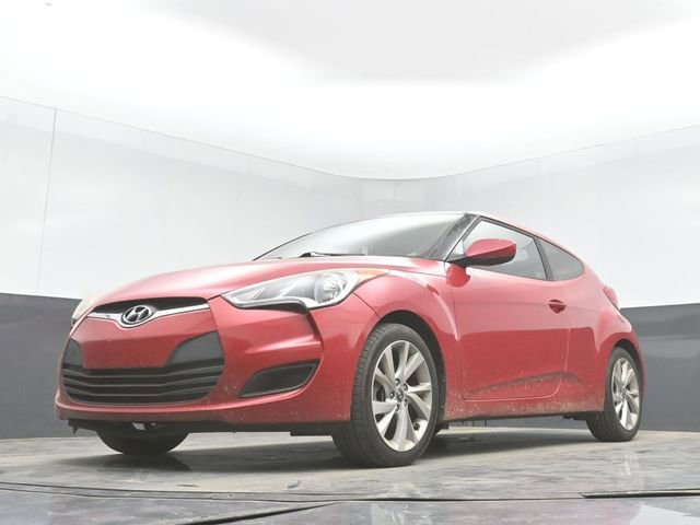 Used 2016 Hyundai Veloster FWD image 29