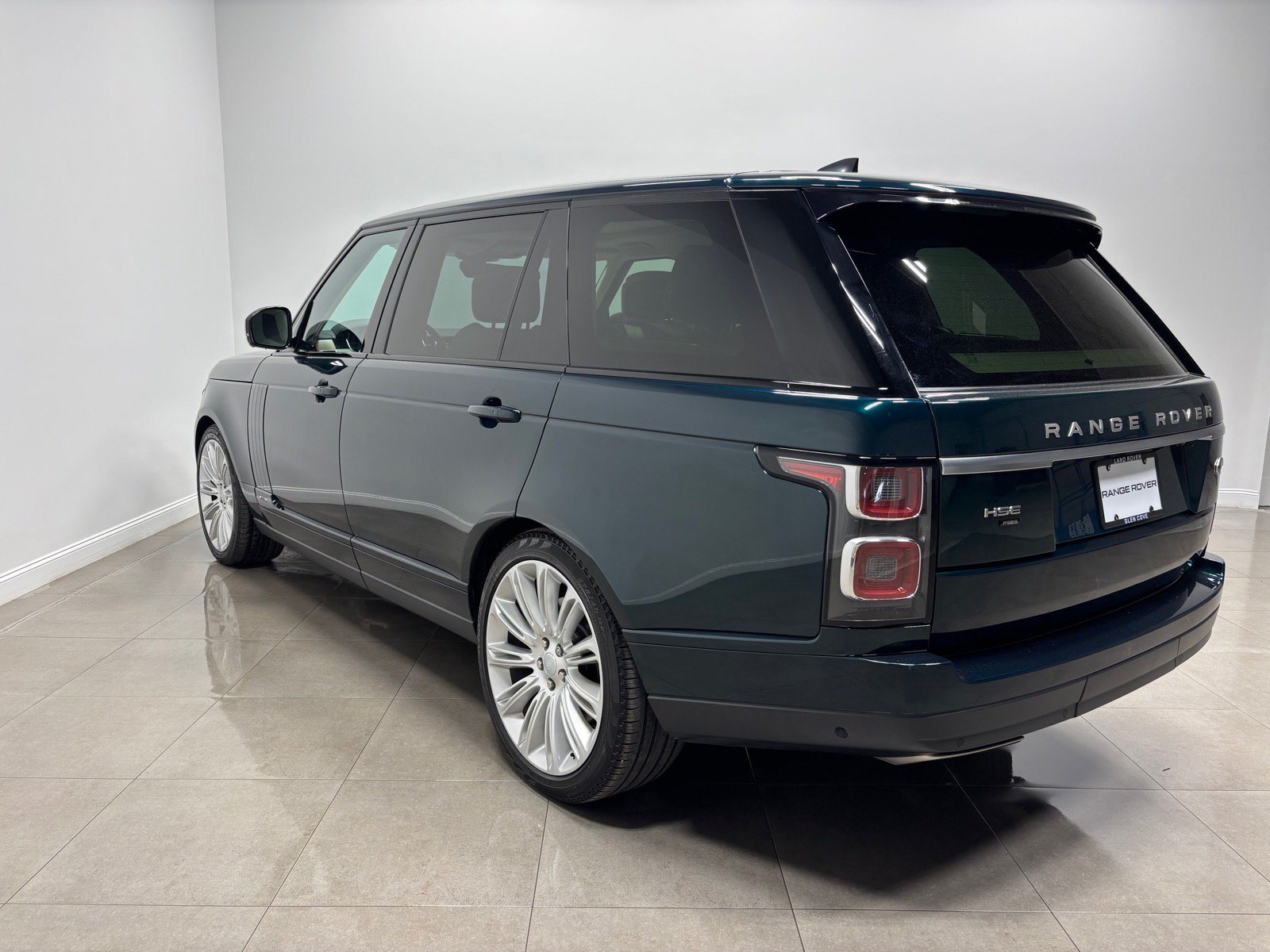 Used 2020 Land Rover Range Rover Long Wheelbase HSE AWD/4WD image 10