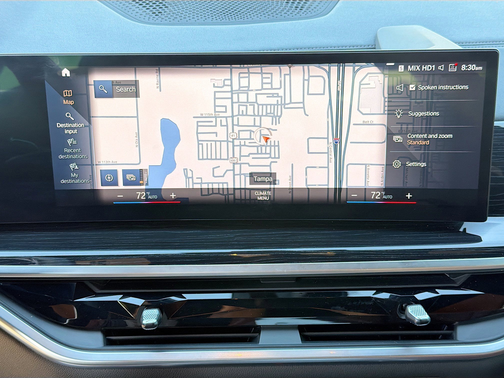 Used 2023 BMW X7 M60i w/ Climate Comfort Package image 33