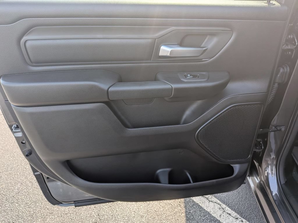 New 2026 RAM 1500 Express AWD/4WD image 23
