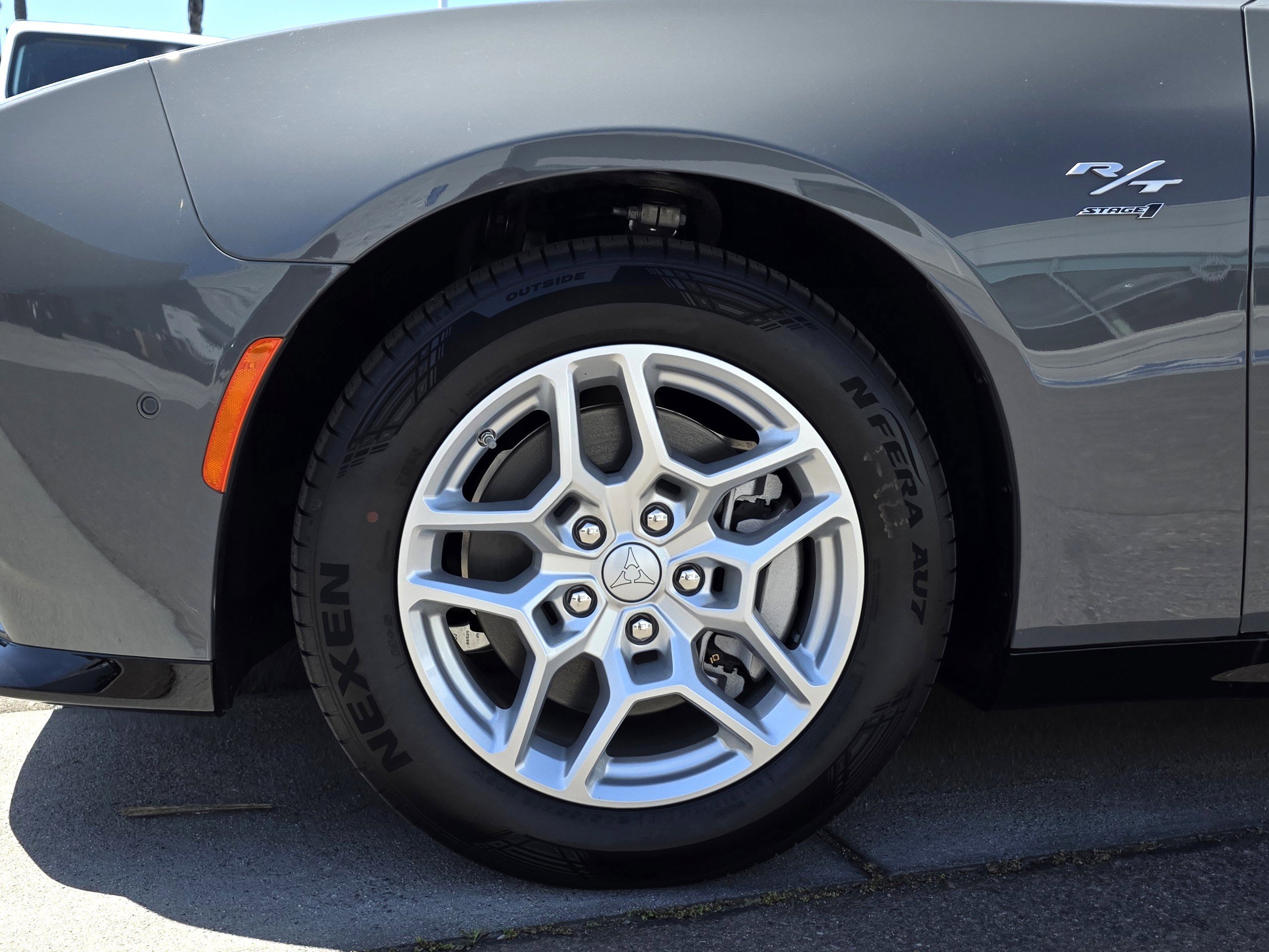 New 2025 Dodge Charger R/T w/ Sun & Sound Package image 9