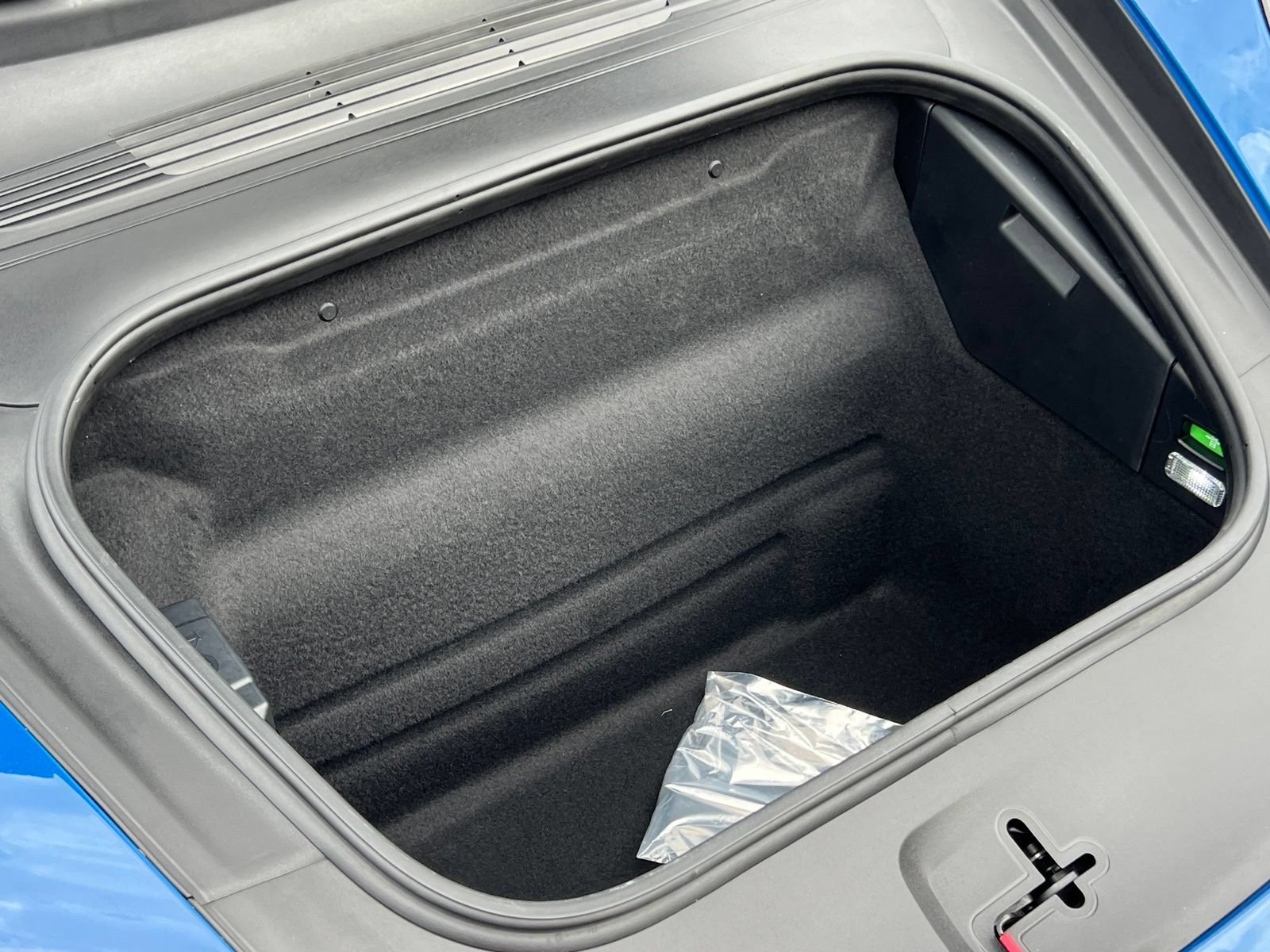 Certified 2025 Porsche 911 Carrera S RWD image 37
