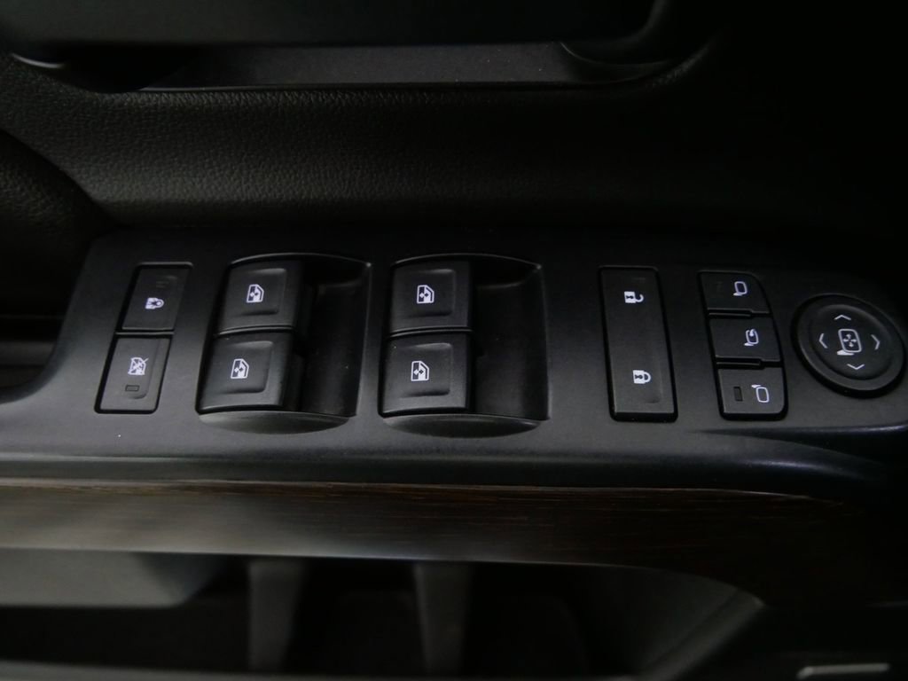 Used 2019 GMC Sierra 2500 Denali w/ Duramax Plus Package image 17